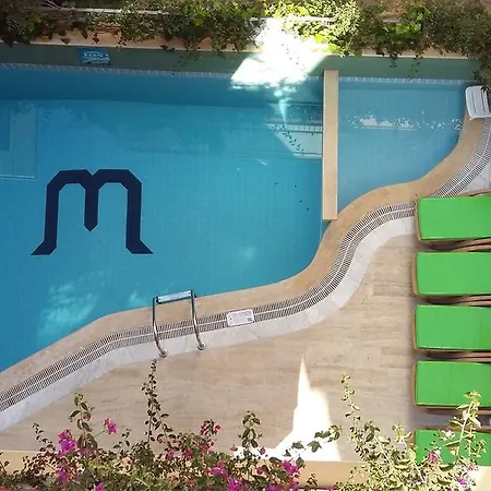 Lejlighedshotel Musti 4*