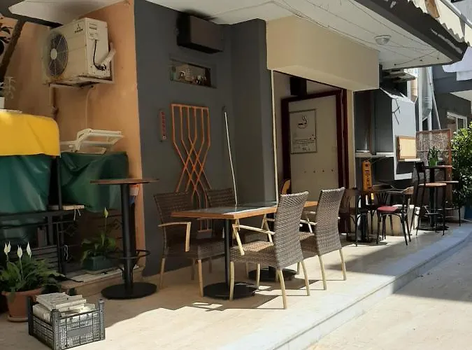 Ξενοδοχείο με διαμερίσματα Musti Αλάνια