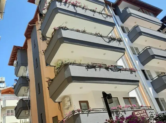 Musti Ξενοδοχείο με διαμερίσματα 4*